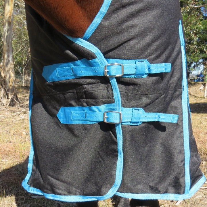 1200 Denier Winter Wug Horse Rug Black – High Neck Fit for Finer Builds | LOVE MY HORSE