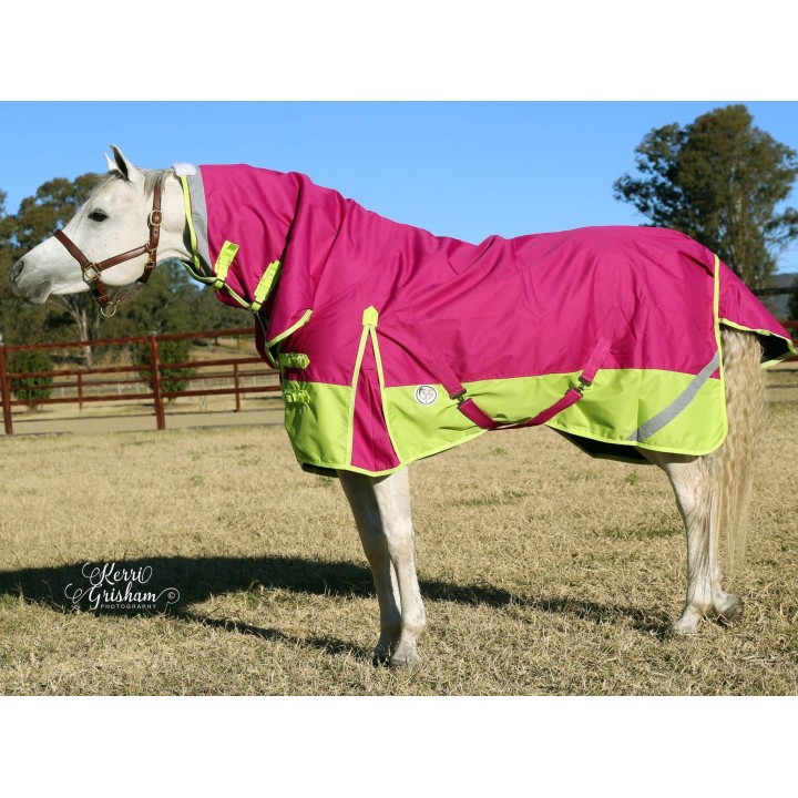 Leak prevention

No neck join design helps eliminate a common leak point and improves comfort.