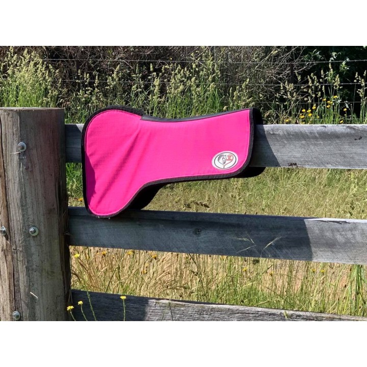 Virgin Wool Stock Saddle Pad | LOVE MY HORSE